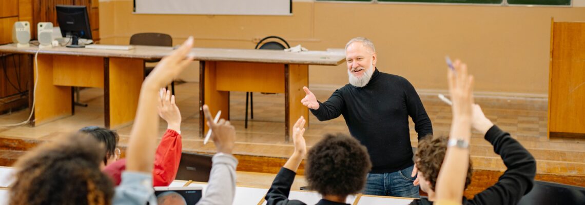 Ons antwoordt op het lerarentekort: Samen sterk in het onderwijs